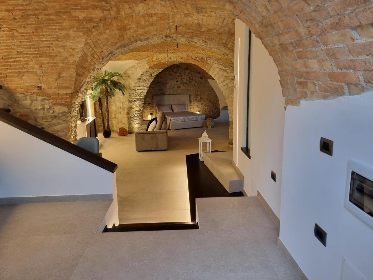 Suite D'Avalos Venosa Extérieur photo