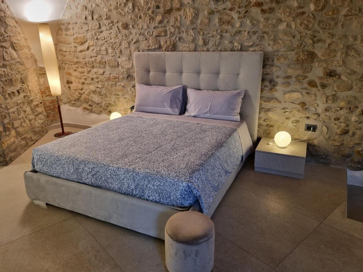 Suite D'Avalos Venosa Extérieur photo