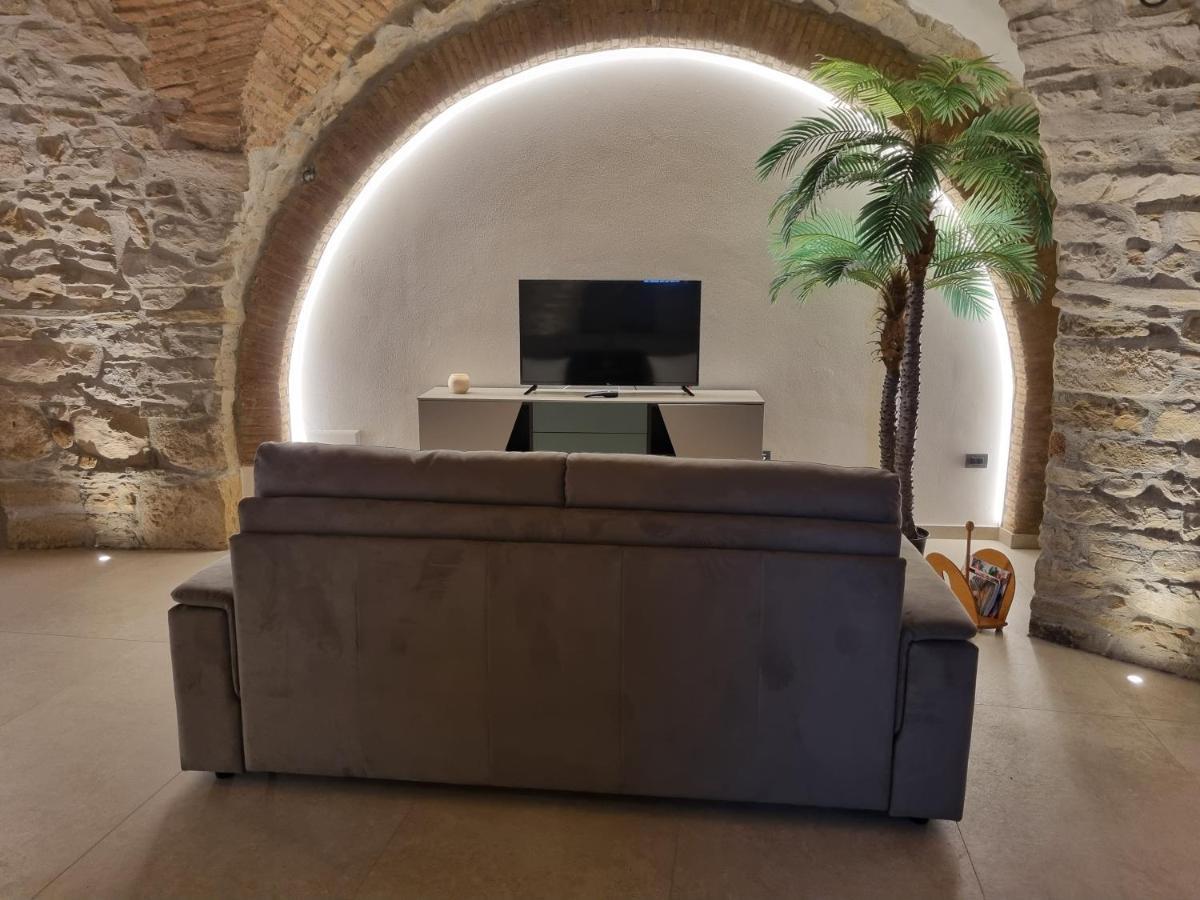Suite D'Avalos Venosa Extérieur photo